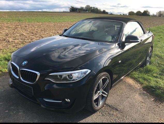 BMW 220i Cabrio Sport Line Sport Line top Zustand