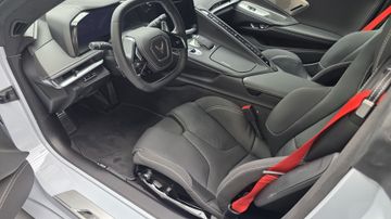 Corvette C8 - 9