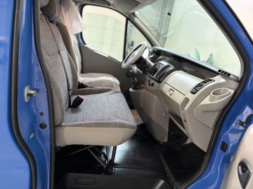 Renault Trafic - 11