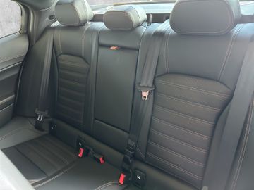 Alfa Romeo Giulia 2.0 Turbo 16V Intensa Q4 PANORAMA HARMAN