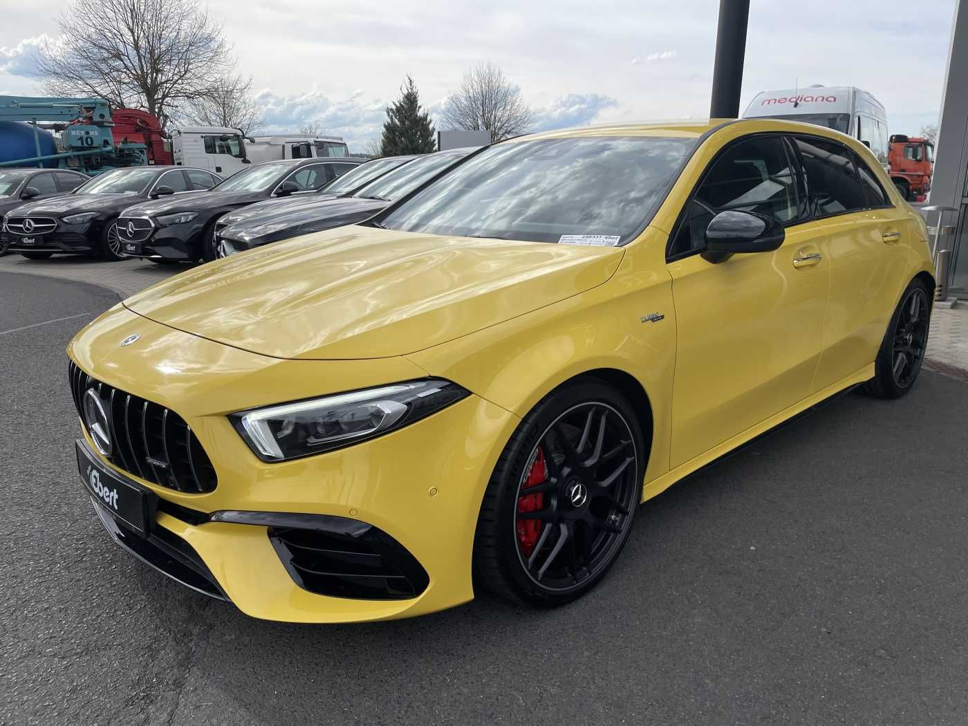 Fahrzeugabbildung Mercedes-Benz A 45 S AMG PerfSitz+Night+PAGA+RIDE +19'