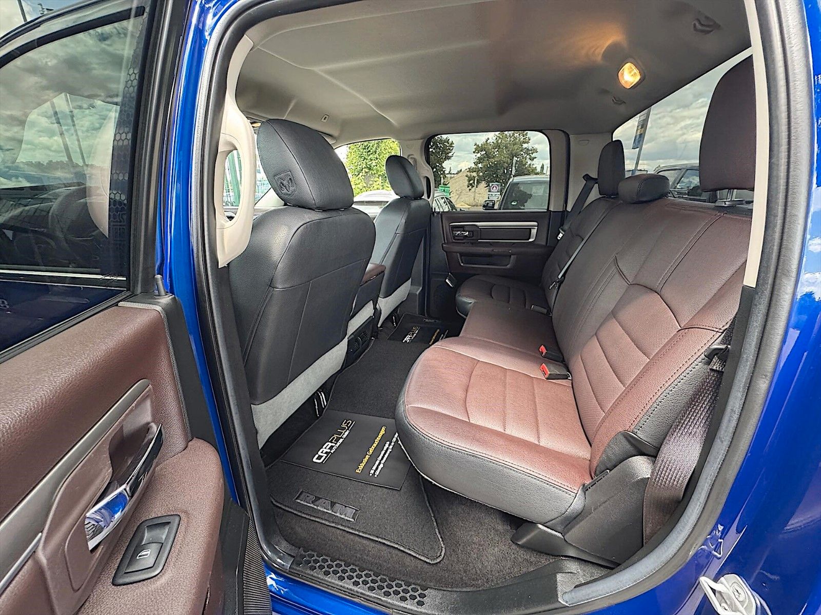 Fahrzeugabbildung Dodge RAM 5.7 V8 HEMI SPORT CrewCab 6 Sitze LPG PRINS