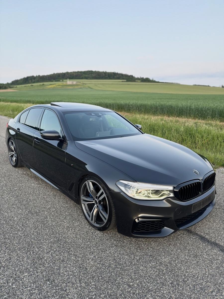 BMW 530d *1.HAND *M-SPORTPAKET *LED *SCHIEBEDACH  