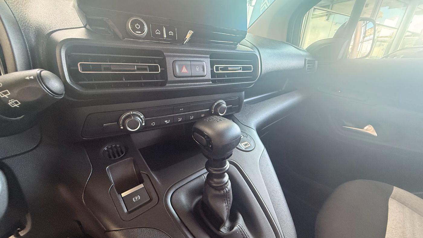 Citroën Berlingo XL 130 Plus Aktionspreis! 7 Sitze!