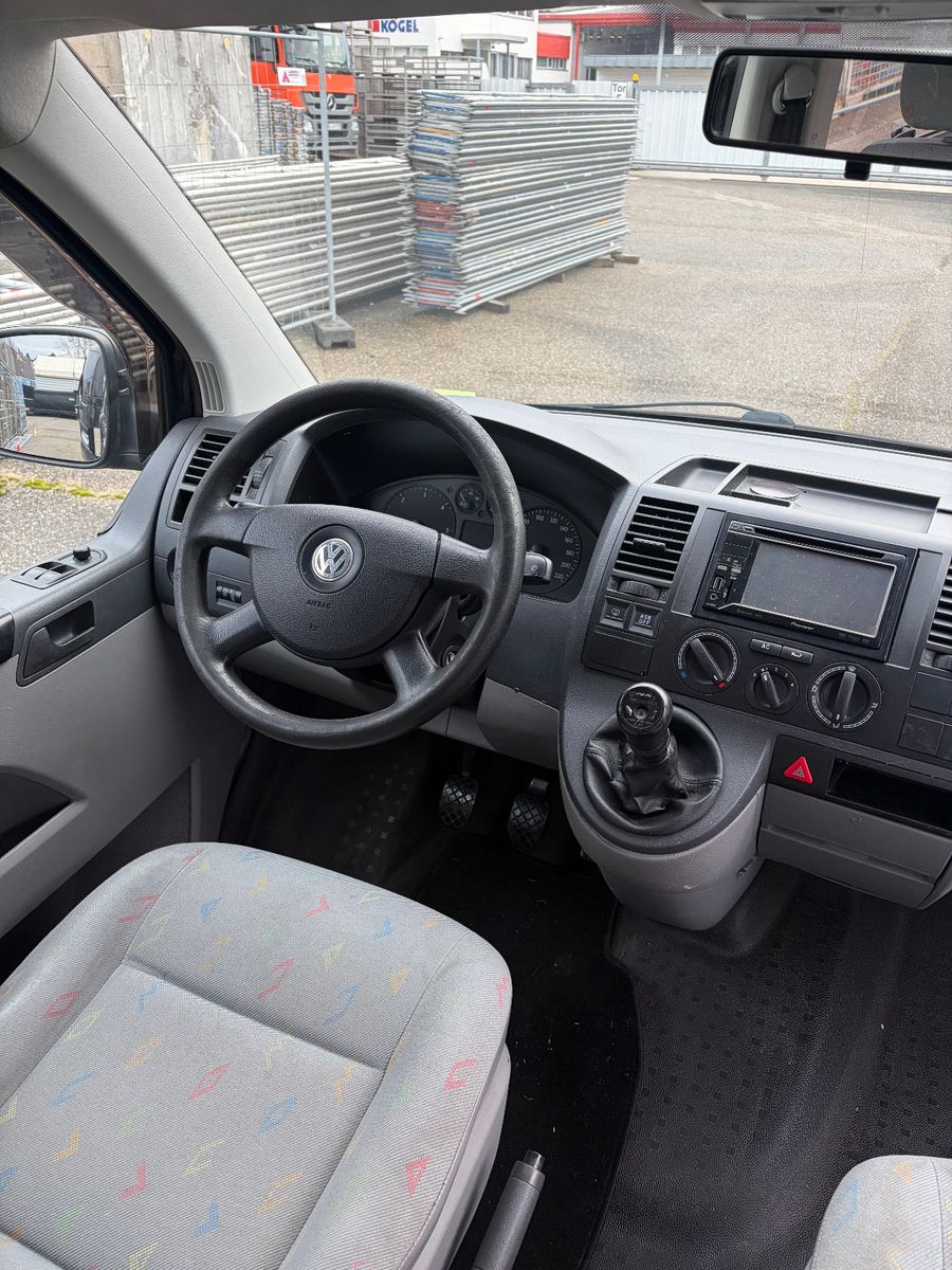 Fahrzeugabbildung Volkswagen T5 andere