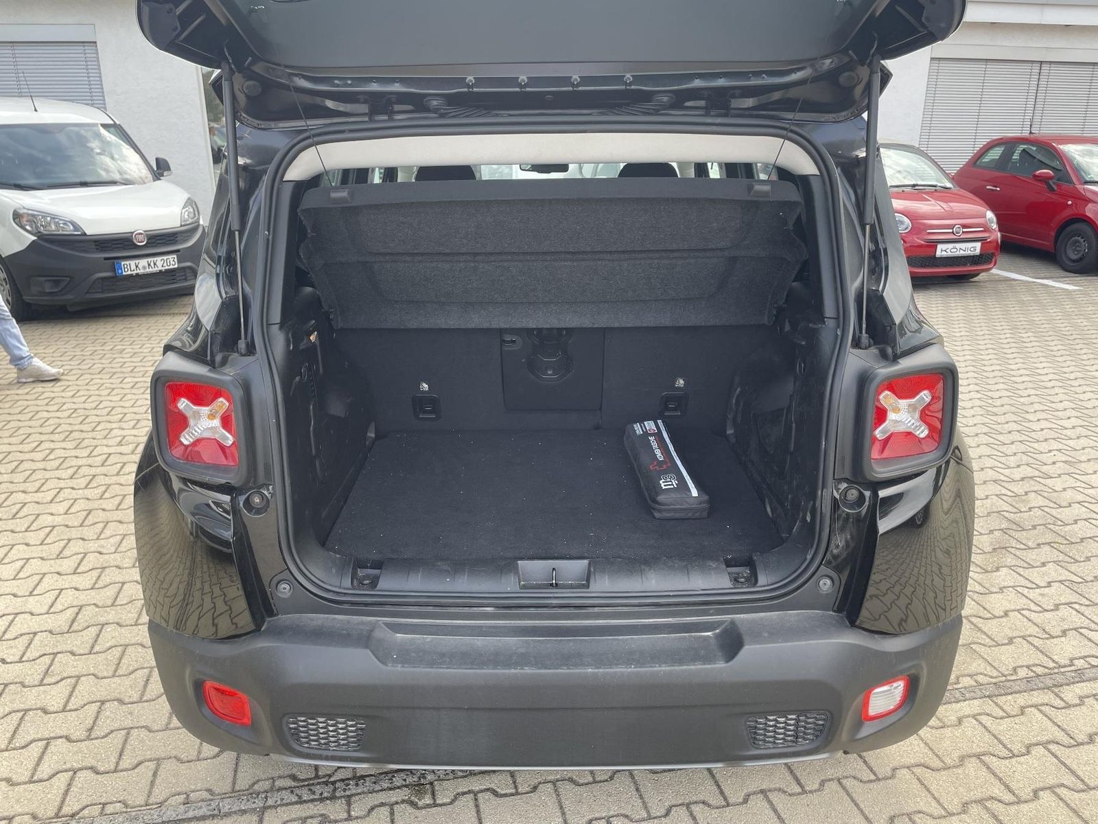 Jeep Renegade - Bild 14