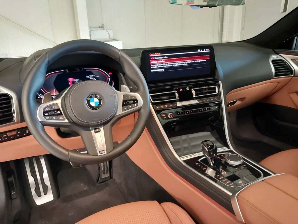 Image of BMW 840