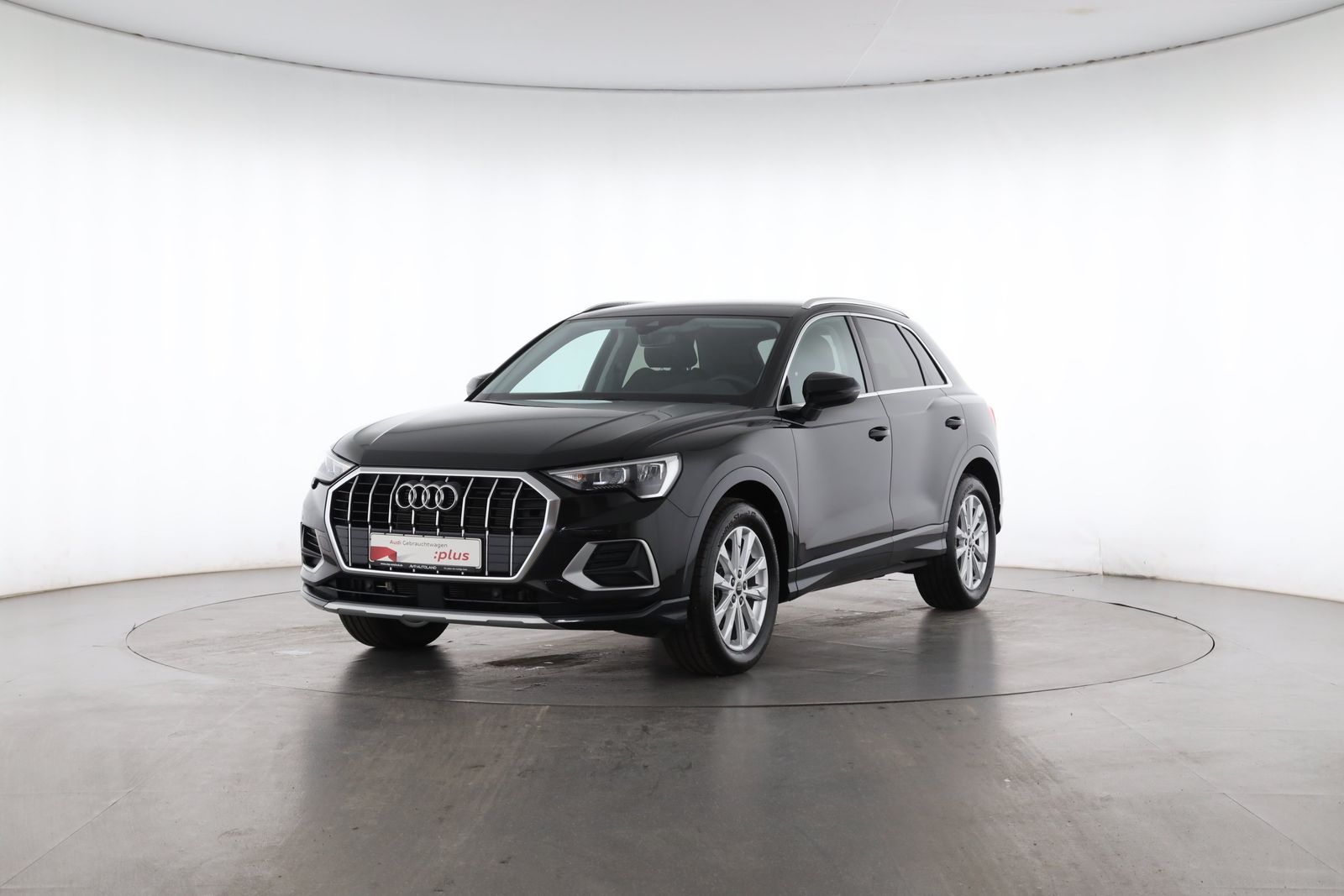 Audi Q3 35 TFSI S tronic | MMI NAVI | AHK 8fach berei