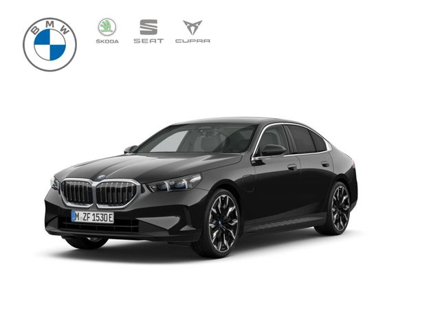 BMW 550 e xDrive Limousine M Sport Navi Klima RFK Hu