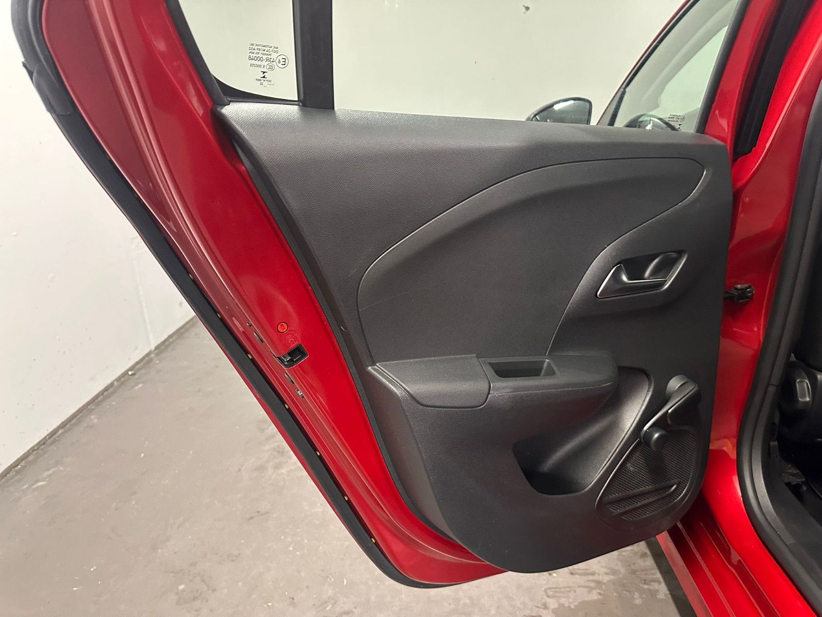 Fahrzeugabbildung Opel Corsa 1.2 Edition *NAVI*KLIMA*SH*KAMERA*