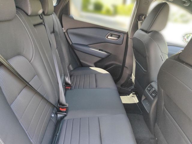 NISSAN Qashqai (Bild 17 von Array)
