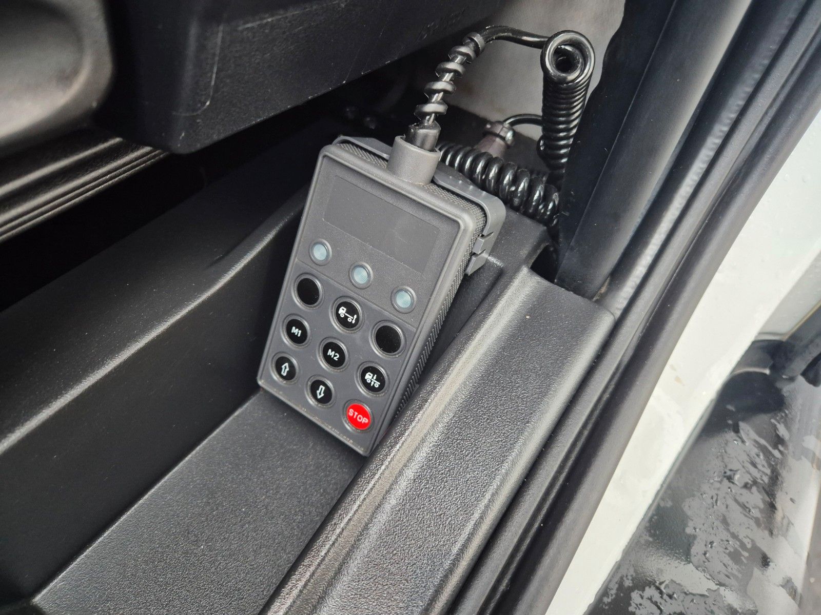 Fahrzeugabbildung Iveco Eurocargo ML75E21 LBW Klima 3 Sitze