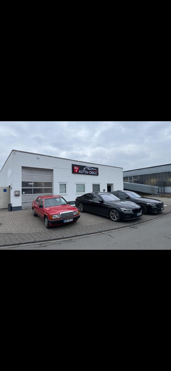 showroom-image-bottom