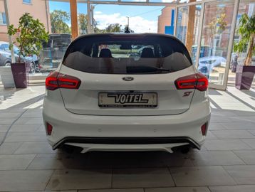 Ford Focus ST 5-trg. 280 PS MATRIX-LED