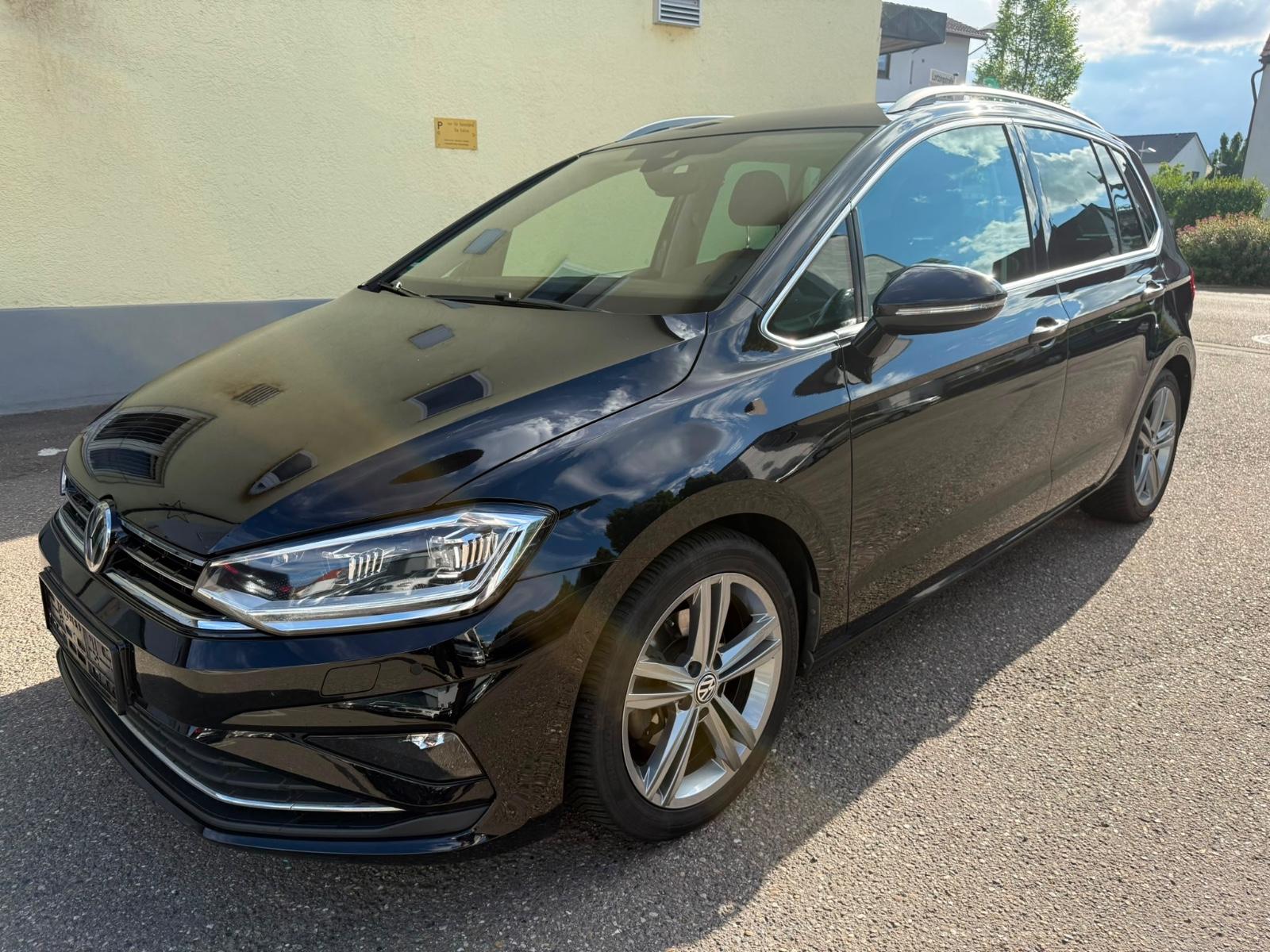 Volkswagen Golf Sportsvan VII Highline/R-Line Sport-Paket