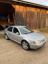 Volkswagen VW Bora 1.6 16v - gebrauchte Volkswagen Bora aus dem Jahr 2005
