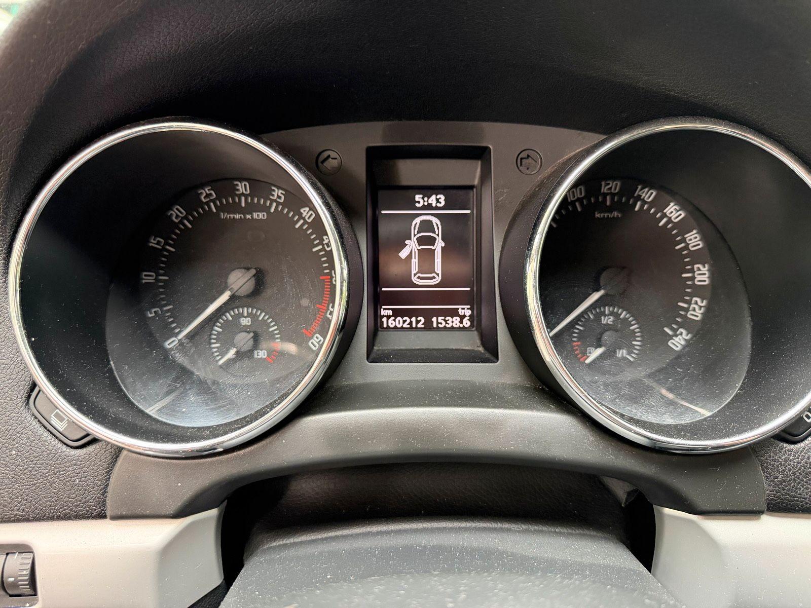 Skoda Yeti 2014 — photo 9