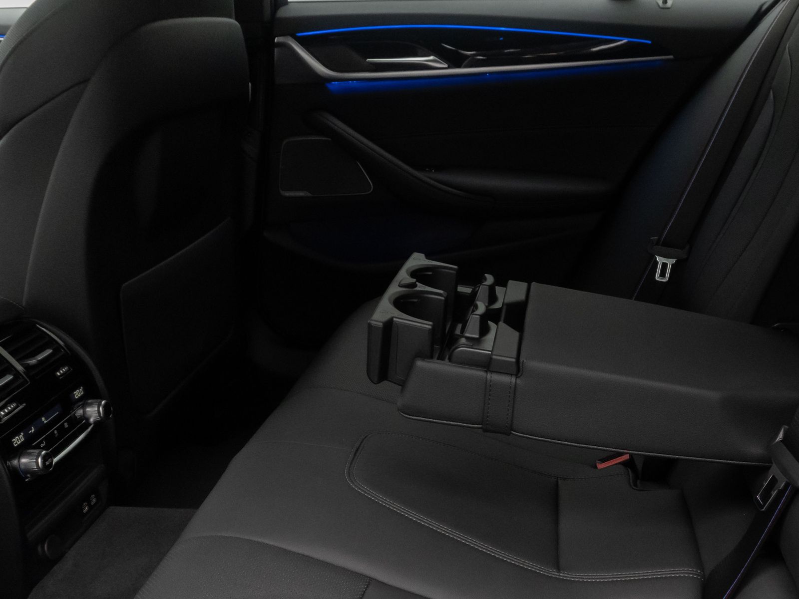 Fahrzeugabbildung BMW 540d xD M Sport Pro DAB HUD Kamera Laser H/K 20"