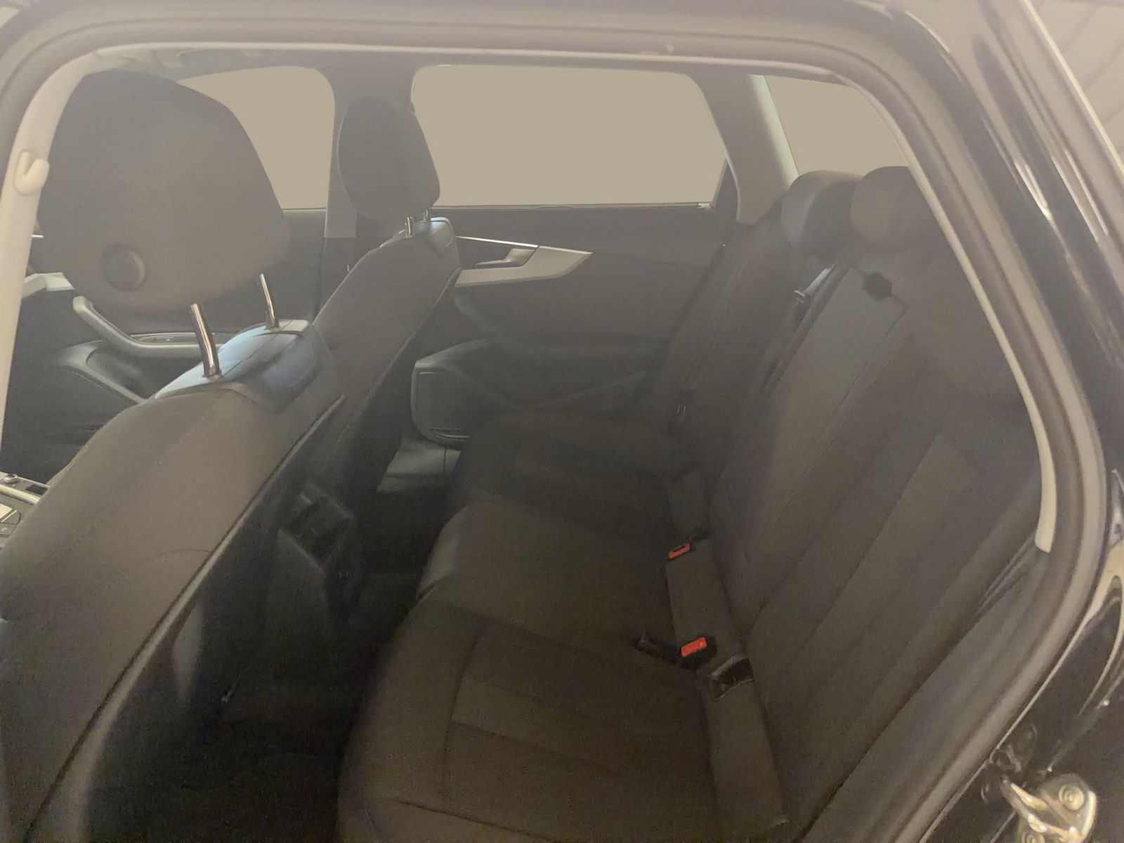 Audi A4 - Bild 11