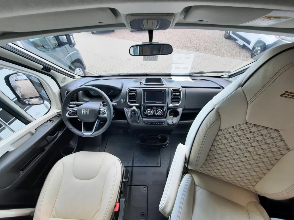 Fahrzeugabbildung Bürstner Lyseo TD 732 Verfüg./Rüfa/Markise