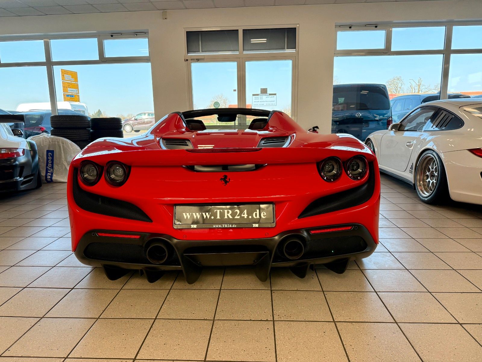 Fahrzeugabbildung Ferrari F8 Spider Carbon Racing Seats/LIFT/LED