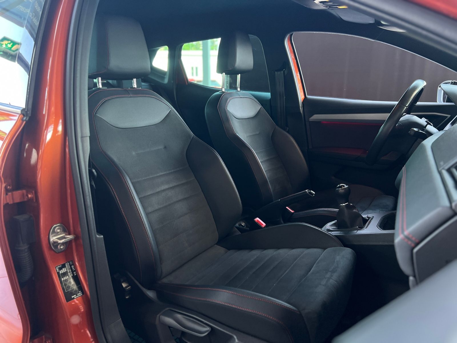 Fahrzeugabbildung SEAT IBIZA 1.0 TSI FR KLIMA LED NAVI ALU