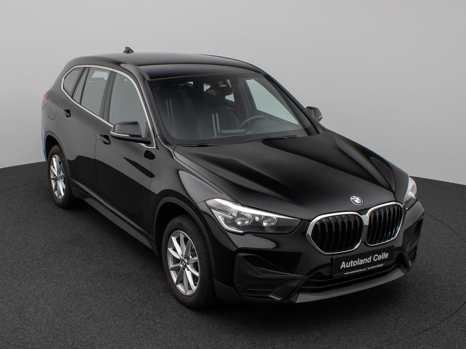 Fahrzeugabbildung BMW X1 sD18d Parkassist DAB Navi DrivAssis PDC Sport