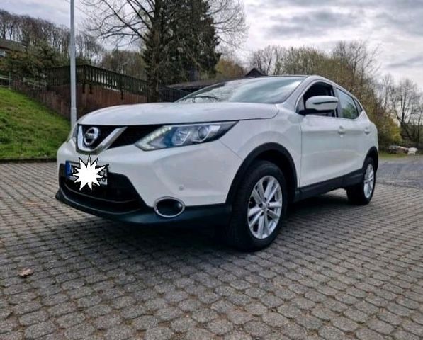 Nissan Qashqai Acenta 1,2 DIG Camera Navi