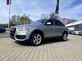 Audi Q3 1.4 TFSI *Bi-Xenon Navi AHK Sitzh. KeyLess* - Audi Q3 aus 2014 mit Benzin-Antrieb: Geländewagen
