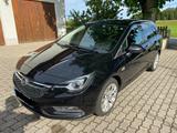 Opel Astra ST Sportstourer, Inno, AHK, Matrix, 8-fach - Opel Astra: Kombi, F