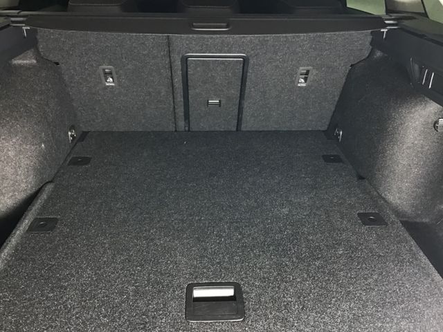 Fahrzeugabbildung Skoda Octavia Combi 1.5 TSI Selection Navi/ACC/RFK/SHZ