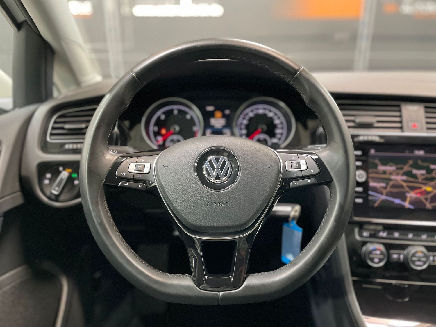 Fahrzeugabbildung Volkswagen Golf Variant VII Highline #LED#ACC#AHK#Alcantara