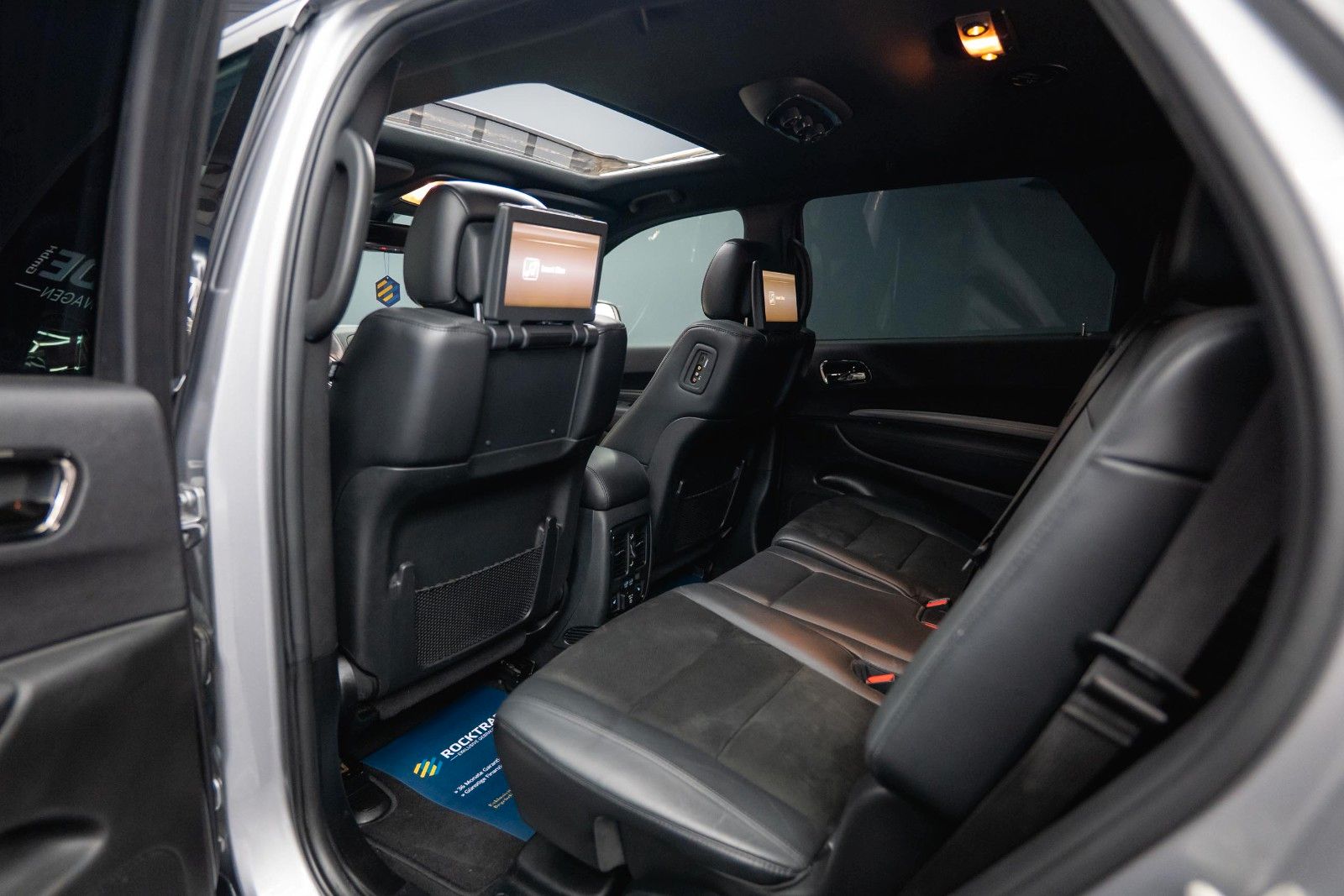 Fahrzeugabbildung Dodge Durango 5.7 V8 R/T 4x4 Night-Paket *7 Sitze*19%*