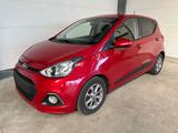 Hyundai i10 Passion + Klima+Sitzhzg + Kamera + GJ-Reifen - Hyundai i10: Rot