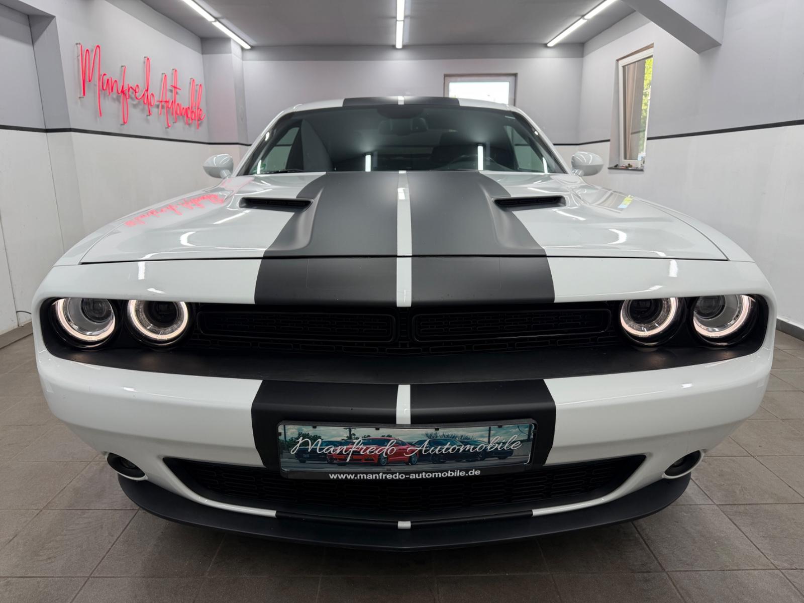 Dodge Challenger R/T 5.7 HEMI Blacktop/Super Track Pak