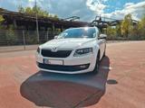 Skoda SKODA OKTAVIA COMBI ELEGANCE 2.0 TDI XENON... - Skoda Octavia: Elegance TDI