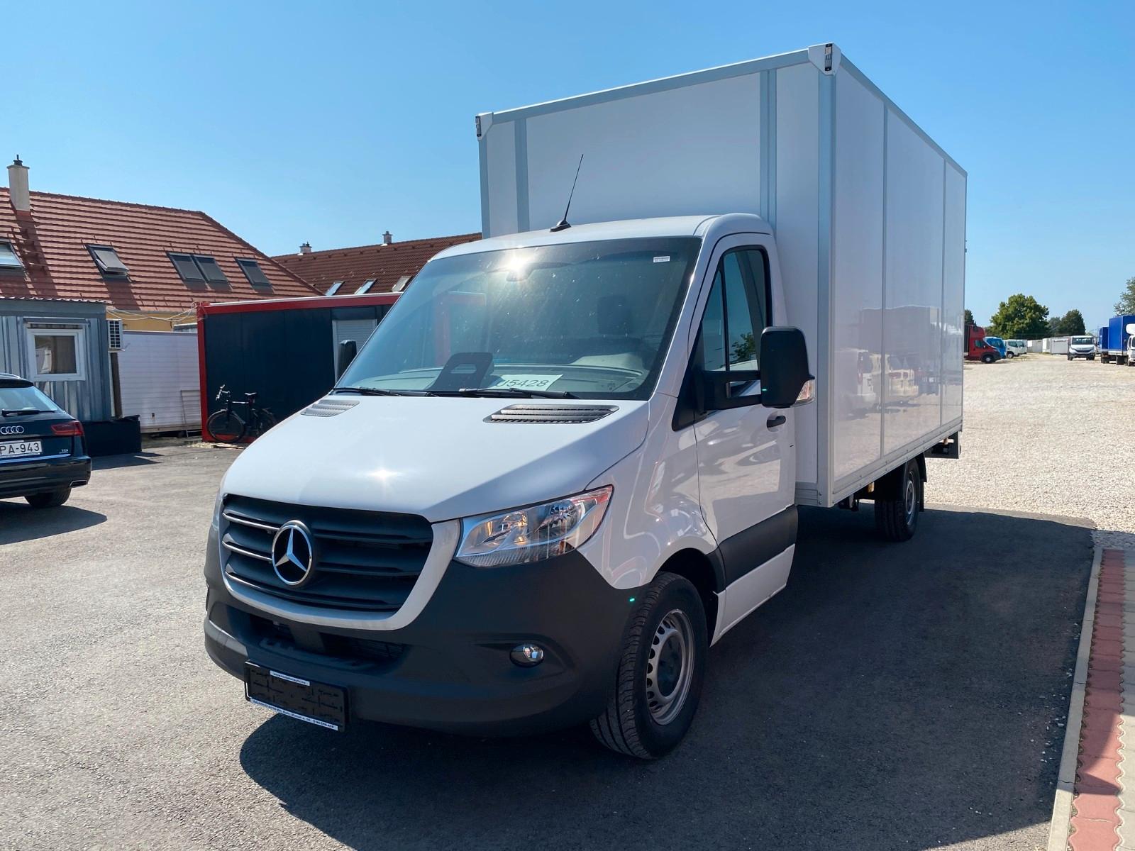 Mercedes-Benz Sprinter 317 Koffer+LBW