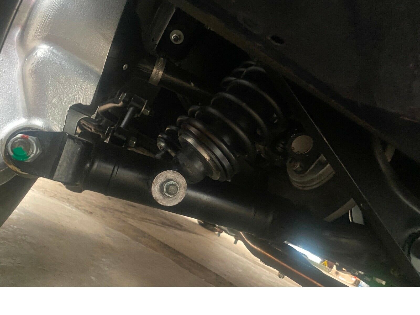 MERCEDES-BENZ 300 18