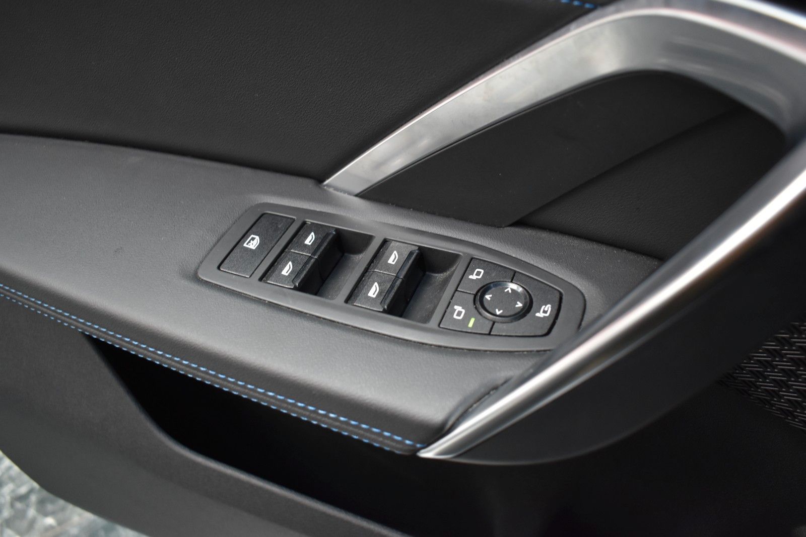 BMW X2 20 d xDrive M SPORT AHK HEAD-UP 360°KAMERA foto 13