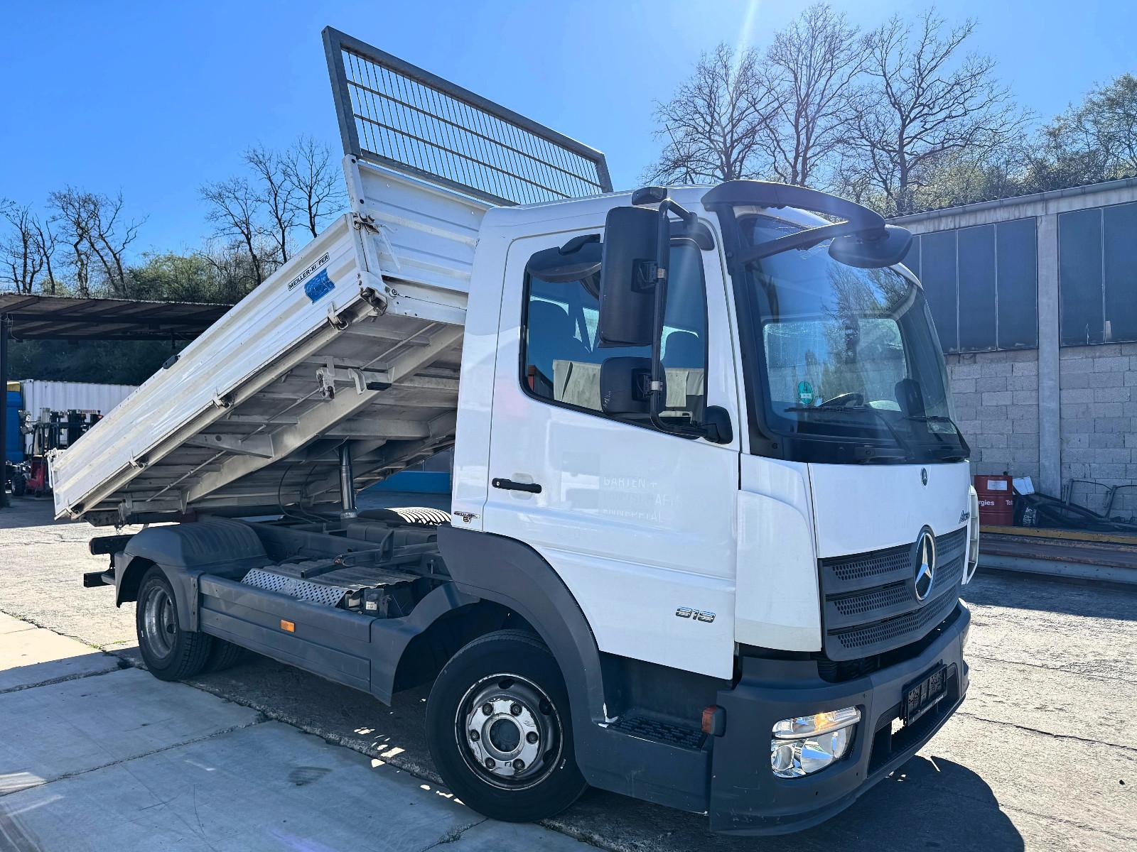 Mercedes-Benz Atego 818 K