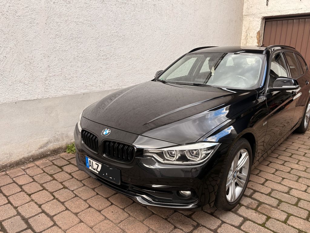 Image of BMW 320