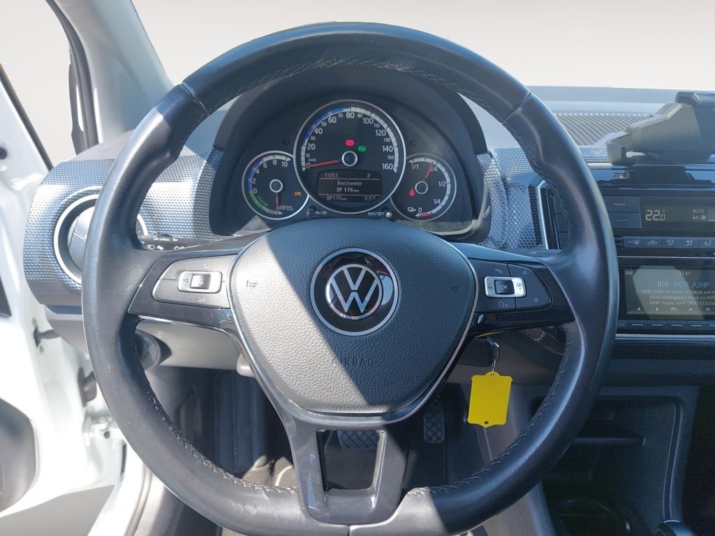 Fahrzeugabbildung Volkswagen e-up CCS-Ladedose Sitzheizung,Climatronic,DAB