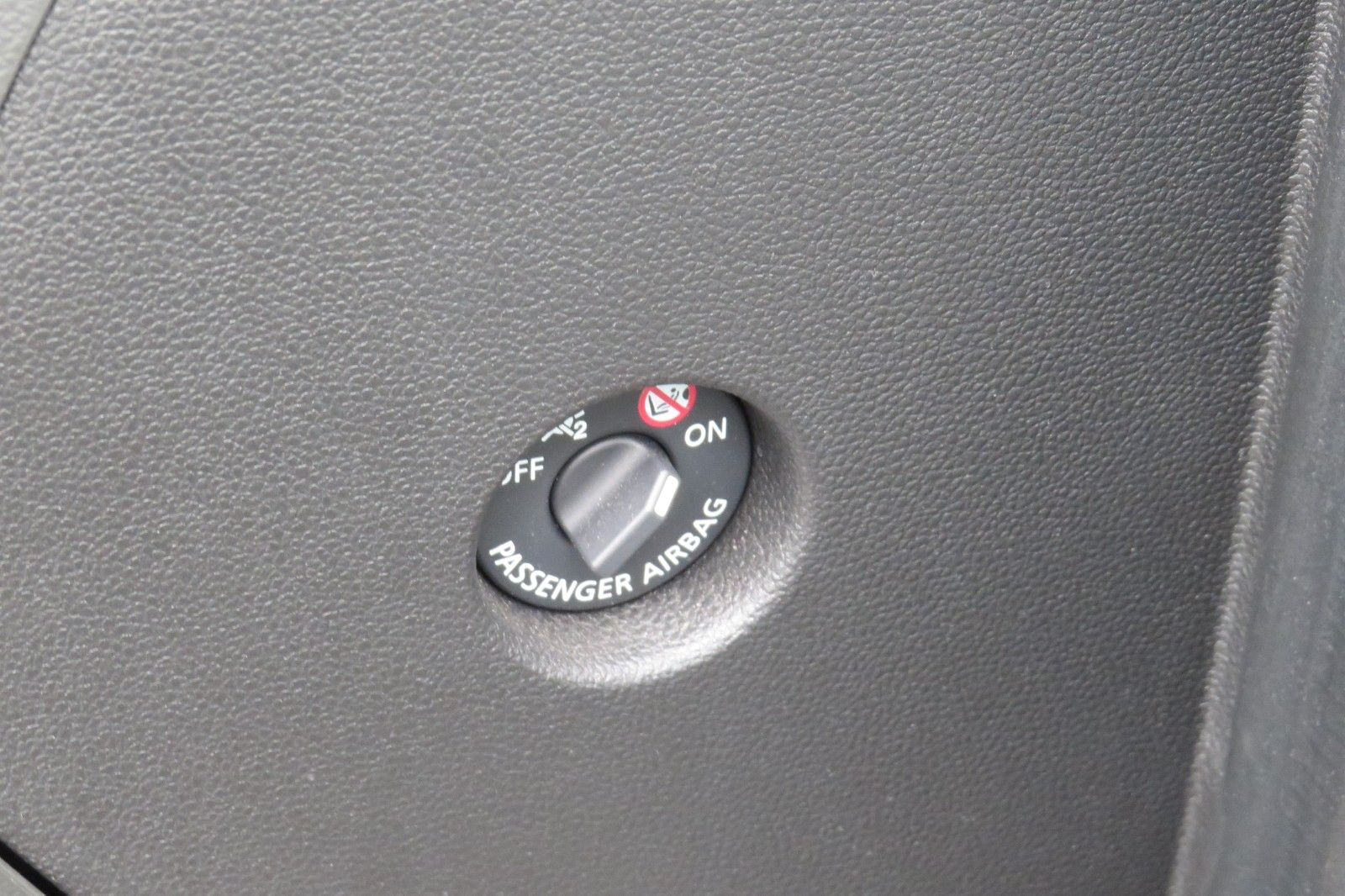 Fahrzeugabbildung Dacia Duster II Expression DIESEL NAVI ALU LED 1.HAND