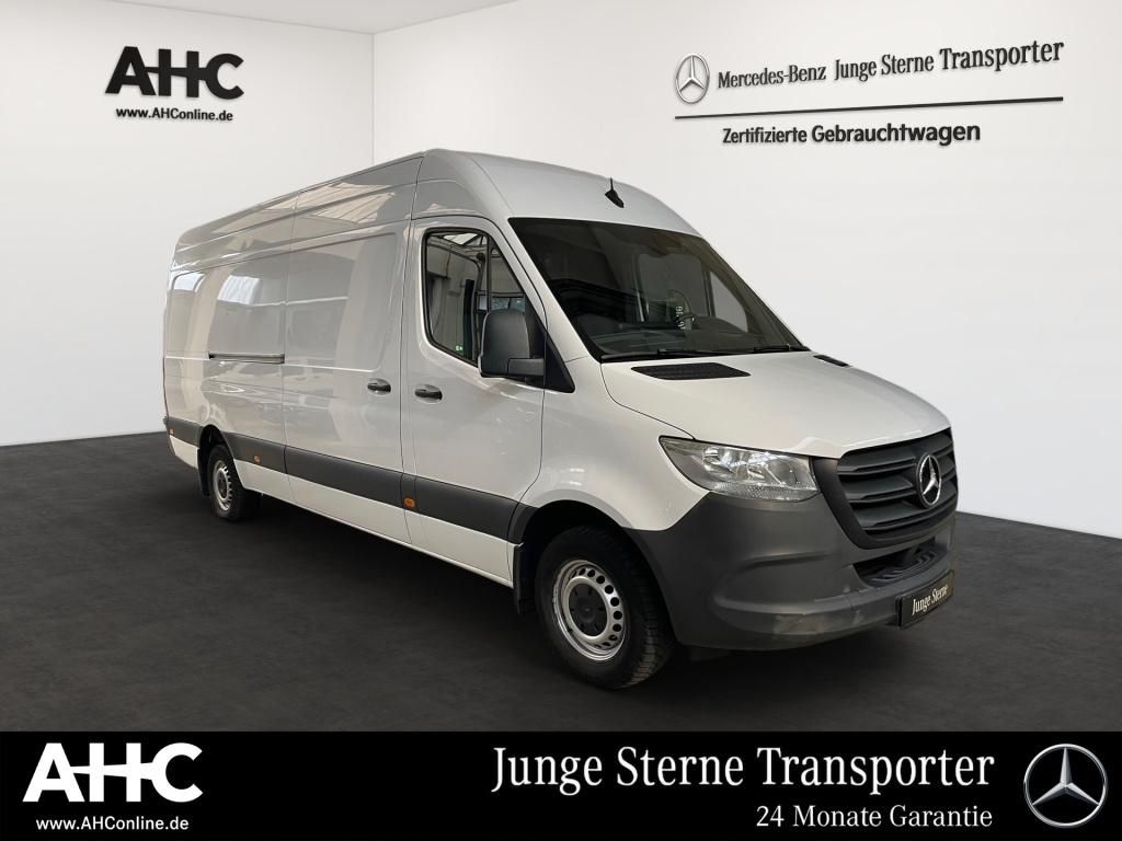 Fahrzeugabbildung Mercedes-Benz Sprinter 317 Kasten L3H2 Schwingsitz RFK MBUX