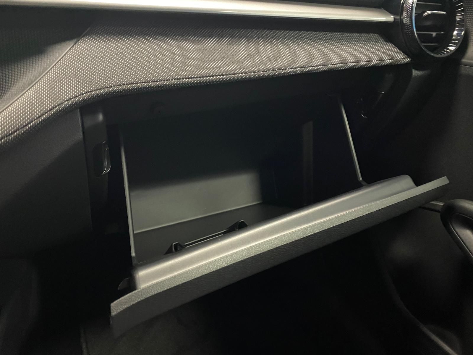Fahrzeugabbildung SKODA Fabia 1.0 TSI DSG Selection APP+RFK+KLIMA+GA2031