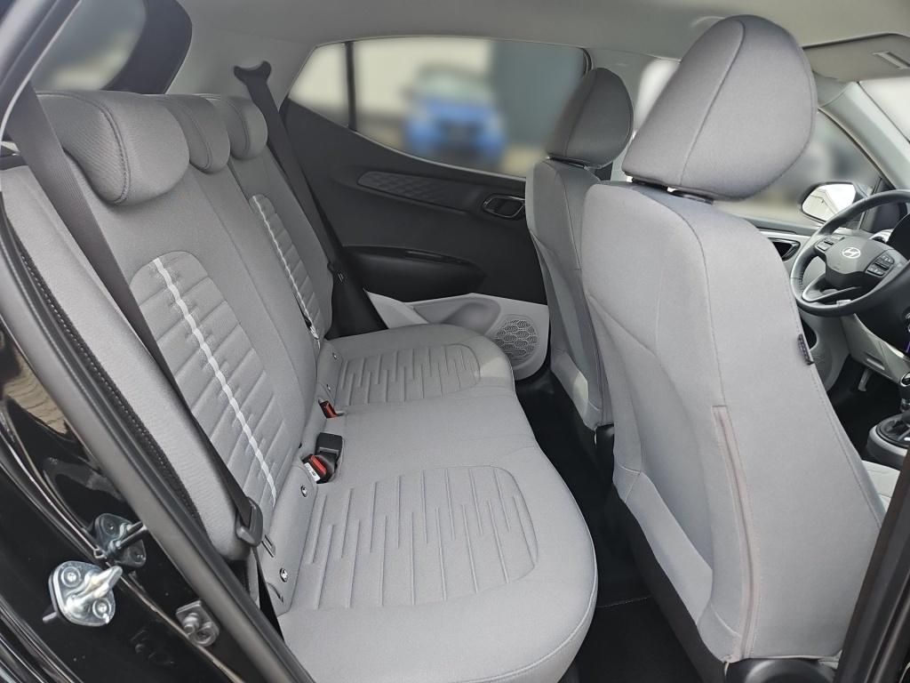 Fahrzeugabbildung Hyundai i10 1.2 Benzin A/T Prime LM KlimaA Navi PDC AUT