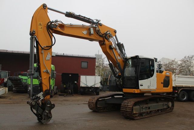 Liebherr R924 LC VERSTELLAUSLEGER Nr.: 359