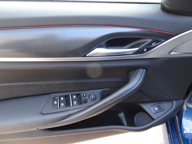 Fahrzeugabbildung BMW 520d xDrive M Sport/1.Hd/Virtual/Kam/Navi/LED/