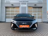 Hyundai Ioniq Style Plug-In Hybrid Pano+Infinity+Navi - Hyundai IONIQ Style mit Hybrid-Antrieb (Benzin/Elektro)