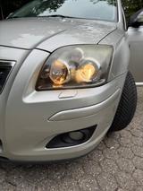 Toyota Avensis Combi Executive 2,2-l-D-CAT Executive - Toyota Avensis in Mönchengladbach